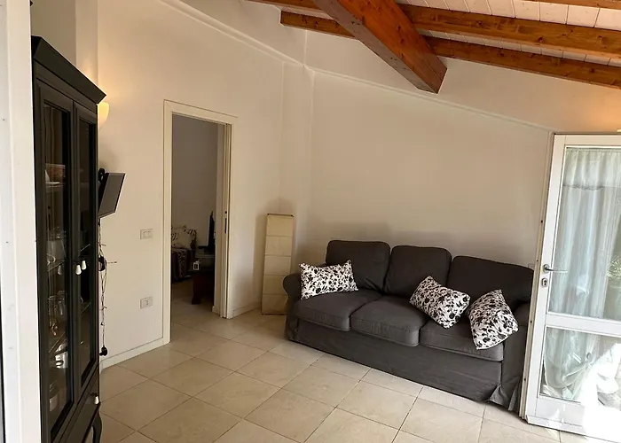 Alessandra 펜션 포르데데이마르미